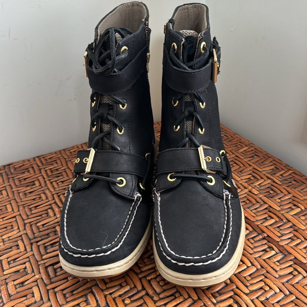 SPERRY TOPSIDER BOOTS in EUC